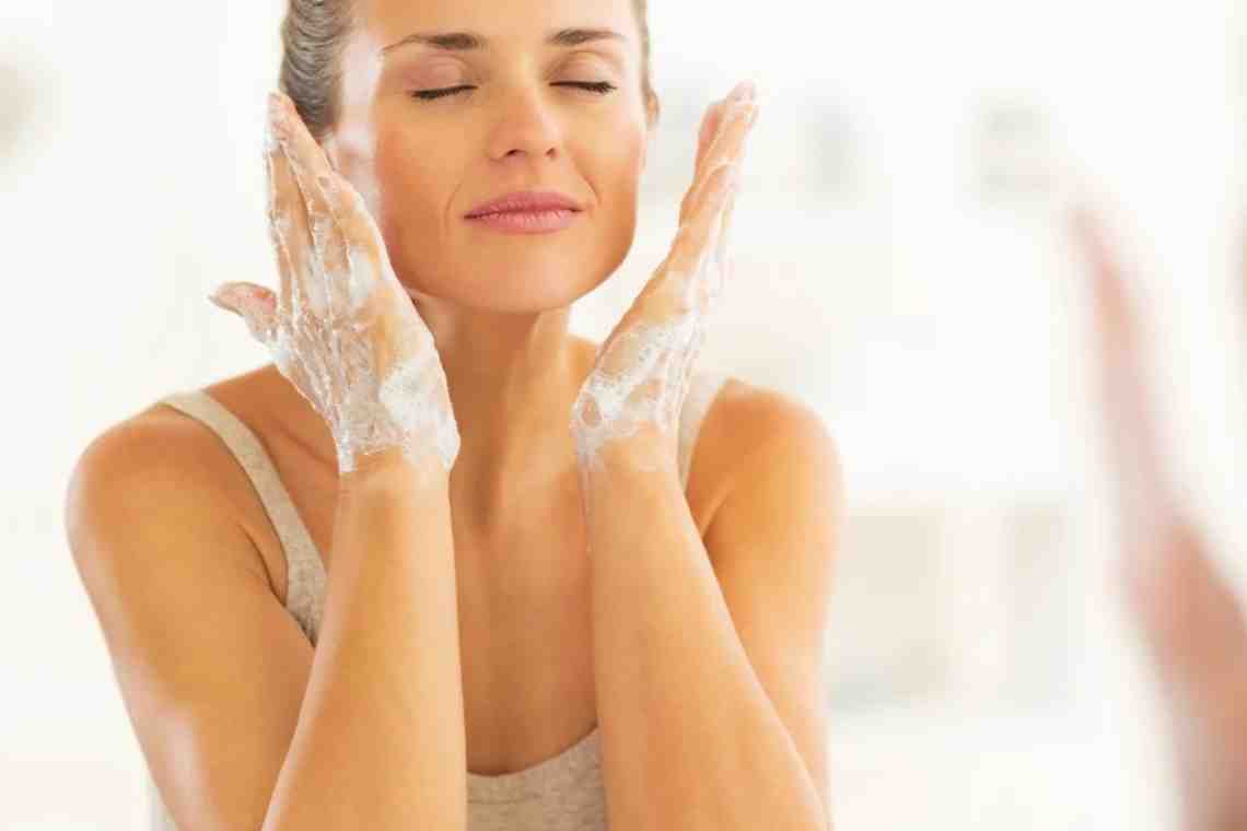 Умывание кожи лица: развенчиваем мифы