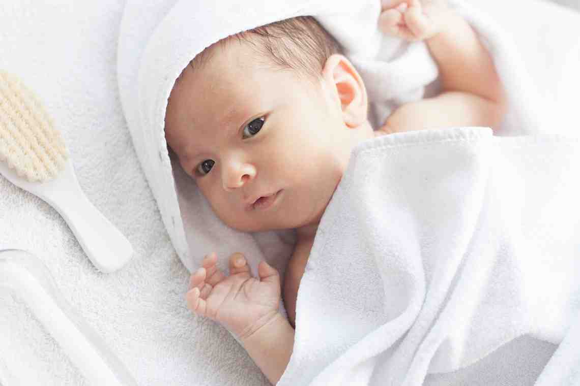 Уход за кожей и волосами новорожденного: все просто