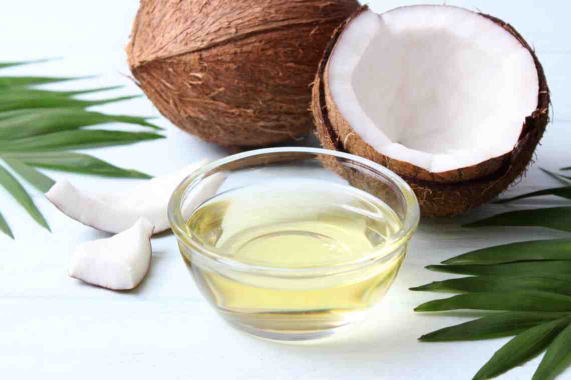 9 способов использования кокосового масла в уходе за собой