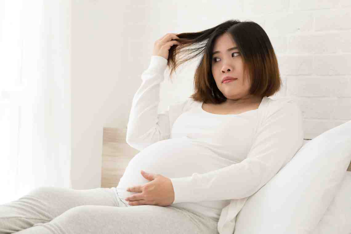 Суеверия и беременность: можно ли красить волосы?