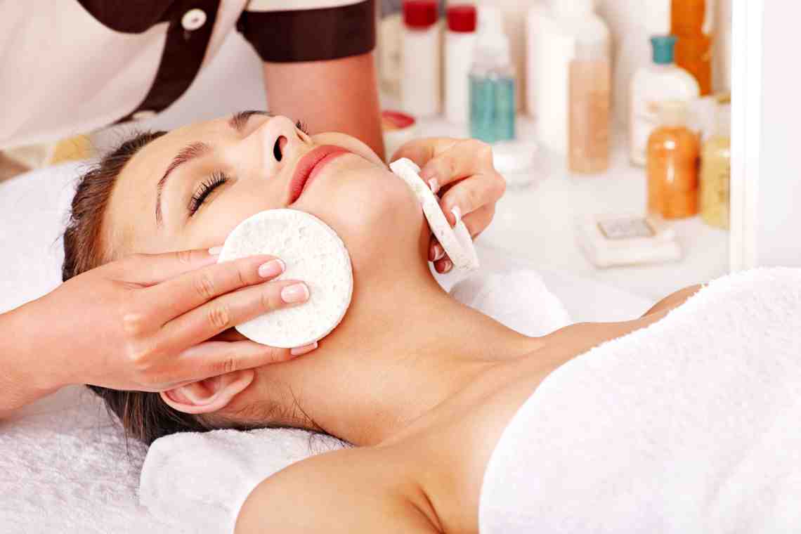 Уход за кожей лица: брашинг-массаж