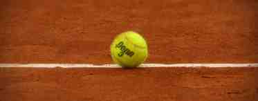 Как бросить теннисный мяч