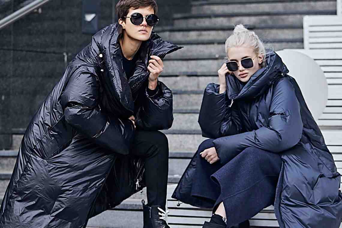 Черный пуховик – стильный и практичный вид женской одежды