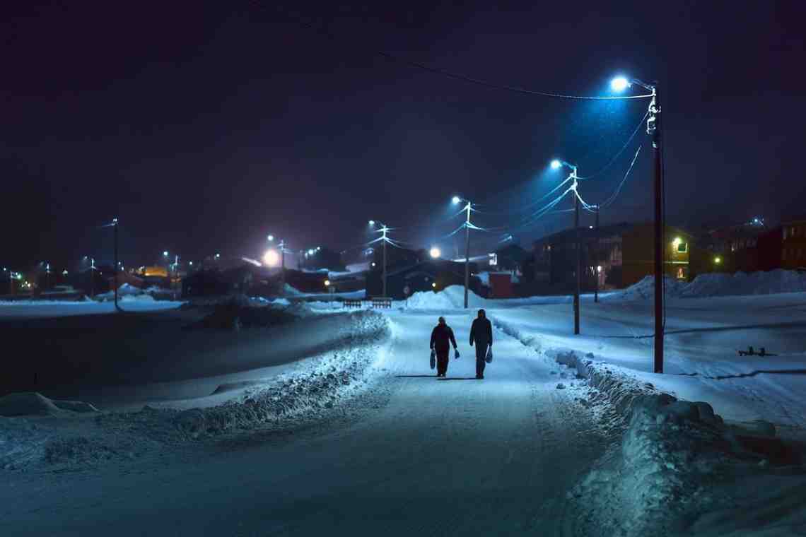 Как ходить на работу в полярную ночь "