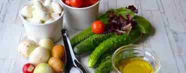 Почему нельзя есть огурцы с помидорами вместе: советы диетолога