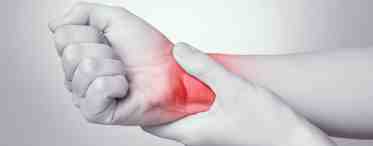 Боли в запястьях рук: причины и лечение