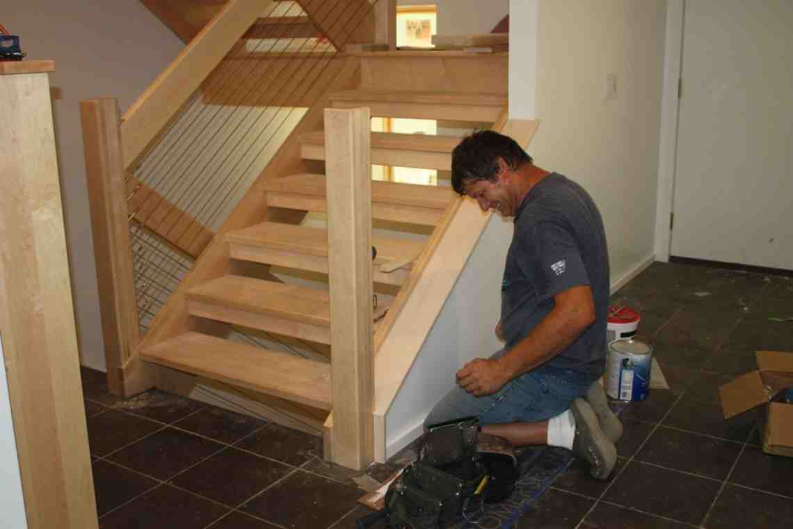 Как построить в доме лестницу