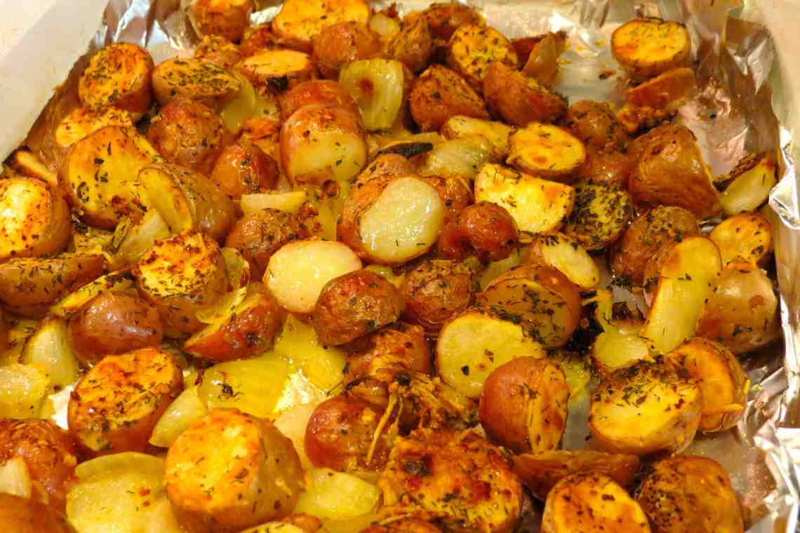 Запеченная картошка в кожуре в духовке: рецепты приготовления