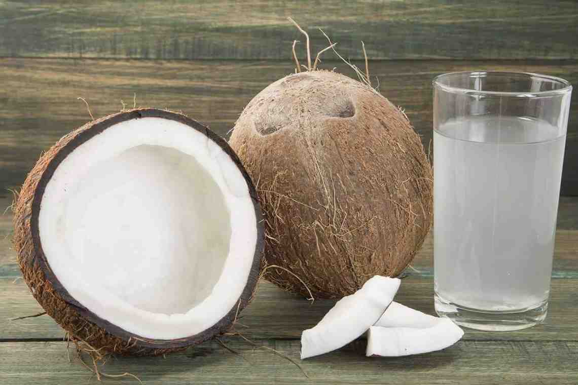 Кокосовый сок: польза, состав, калорийность, свойства