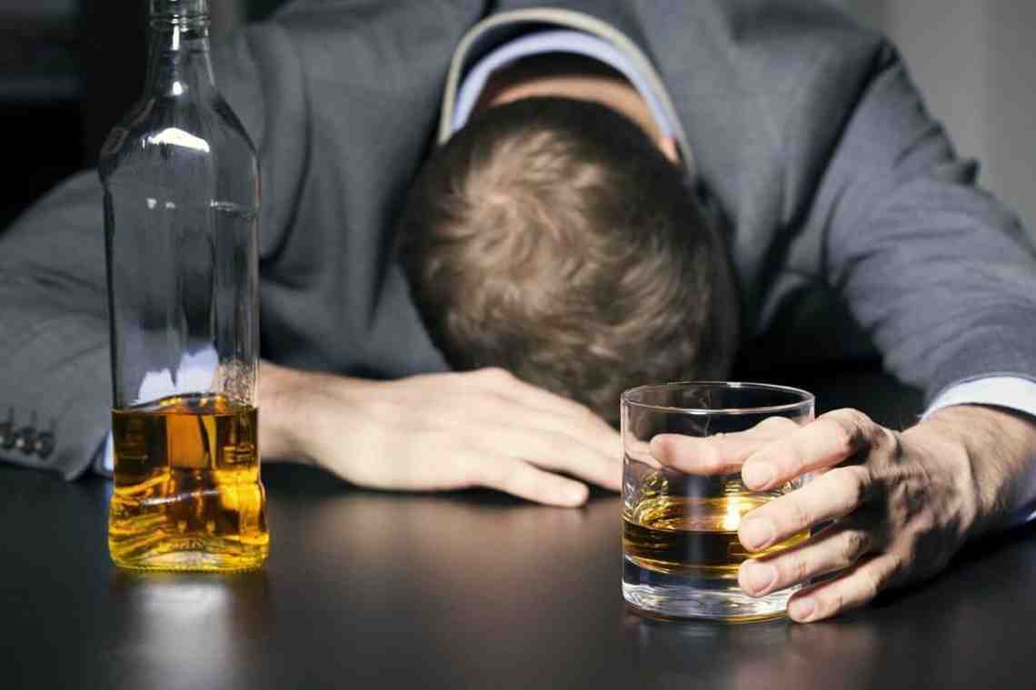 Хроническая алкогольная интоксикация: стадии, симптомы, лечение и последствия