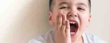 О чем свидетельствует неприятный запах изо рта у ребенка?