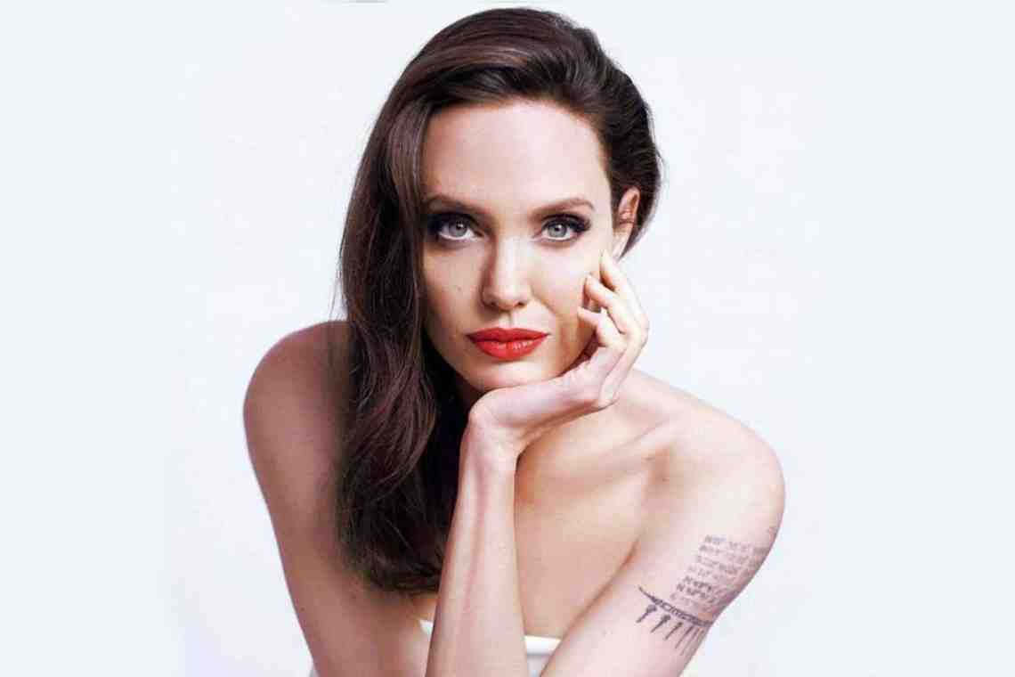 Как быть самой красивой даже после 40: секреты привлекательности Анджелины Джоли