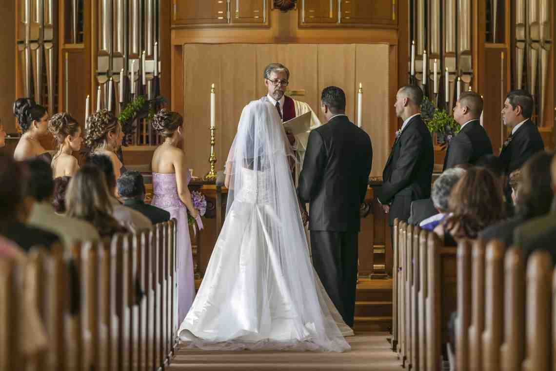 Свадьба в кредит: 4 реальные истории о том, как деньги разрушили любовь