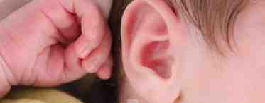 Как узнать, если у ребенка болят уши