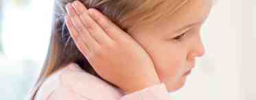 Как определить, что у ребенка болят уши