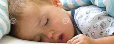 Почему ребенок все время хочет спать