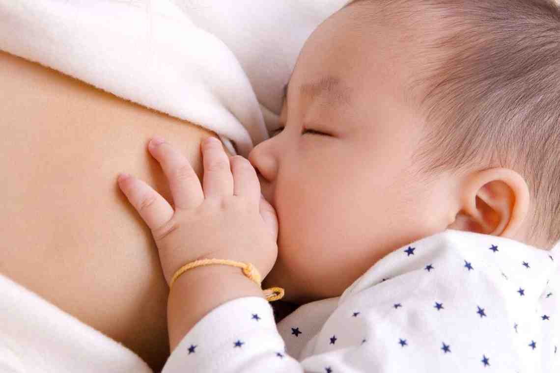 Как безболезненно отучить ребенка от грудного вскармливания