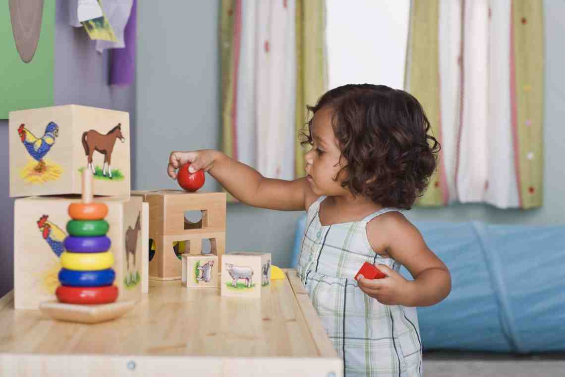 Как научить ребенка собирать игрушки