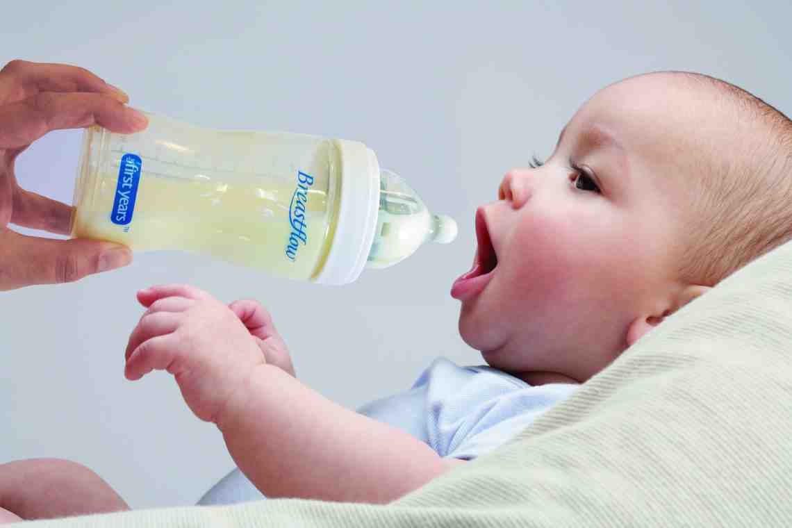 Как отучить от бутылки ребенка