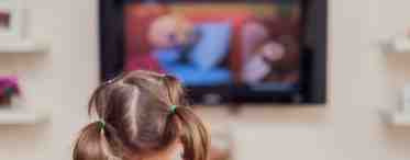 Какого возраста ребенку можно смотреть телевизор