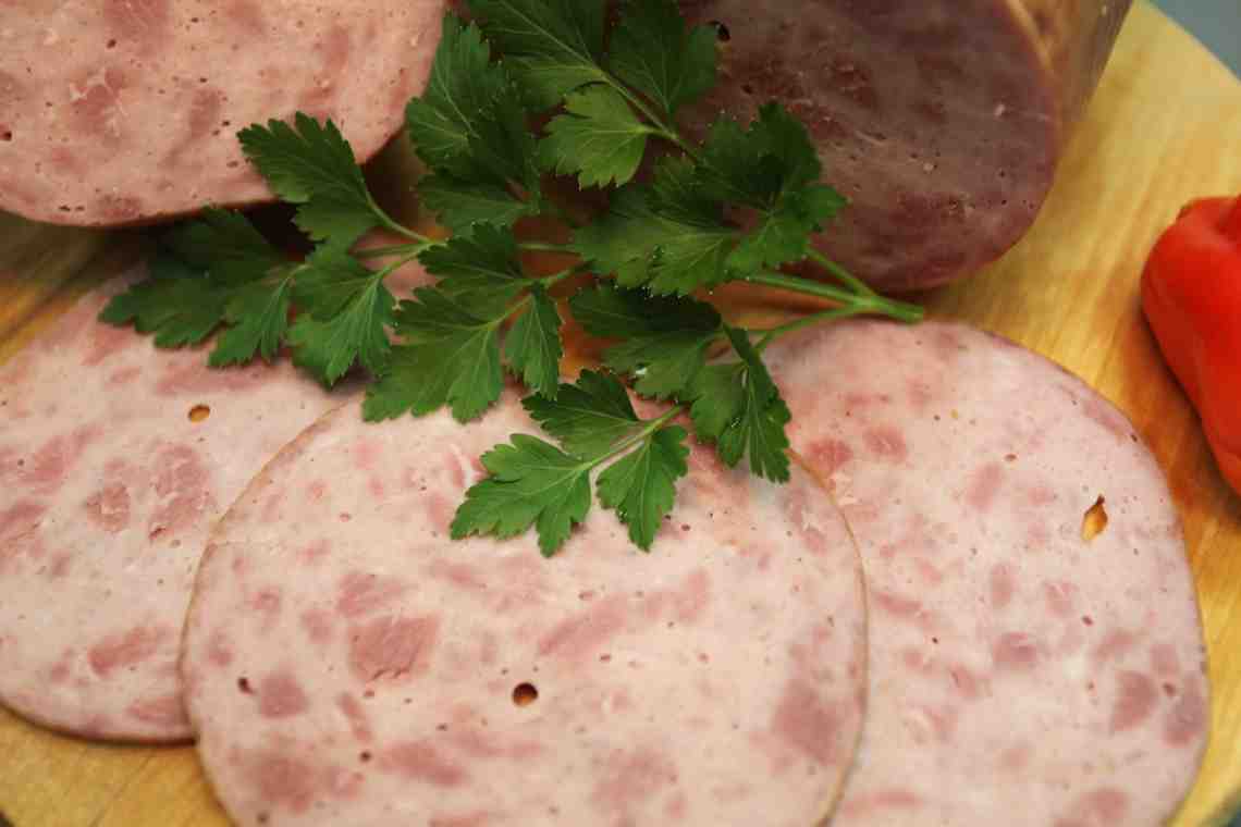 Вареная колбаса в домашних условиях: пошаговый рецепт приготовления