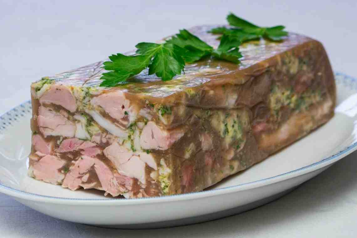 Холодец из свиных ножек - рецепт, особенности приготовления и отзывы