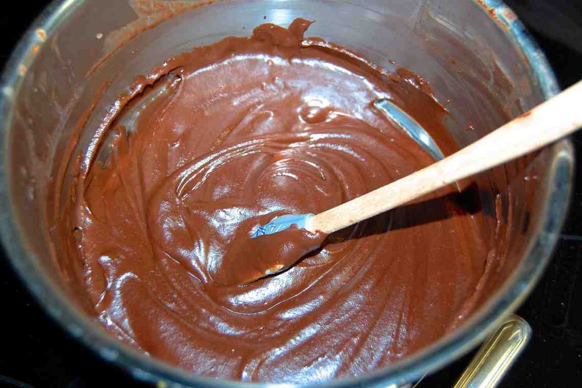 Вкусный шоколадный крем приготовить просто