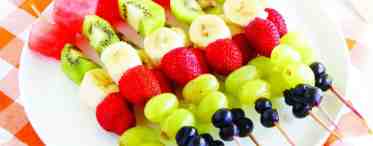 Украшаем стол - делаем фрукты на шпажках