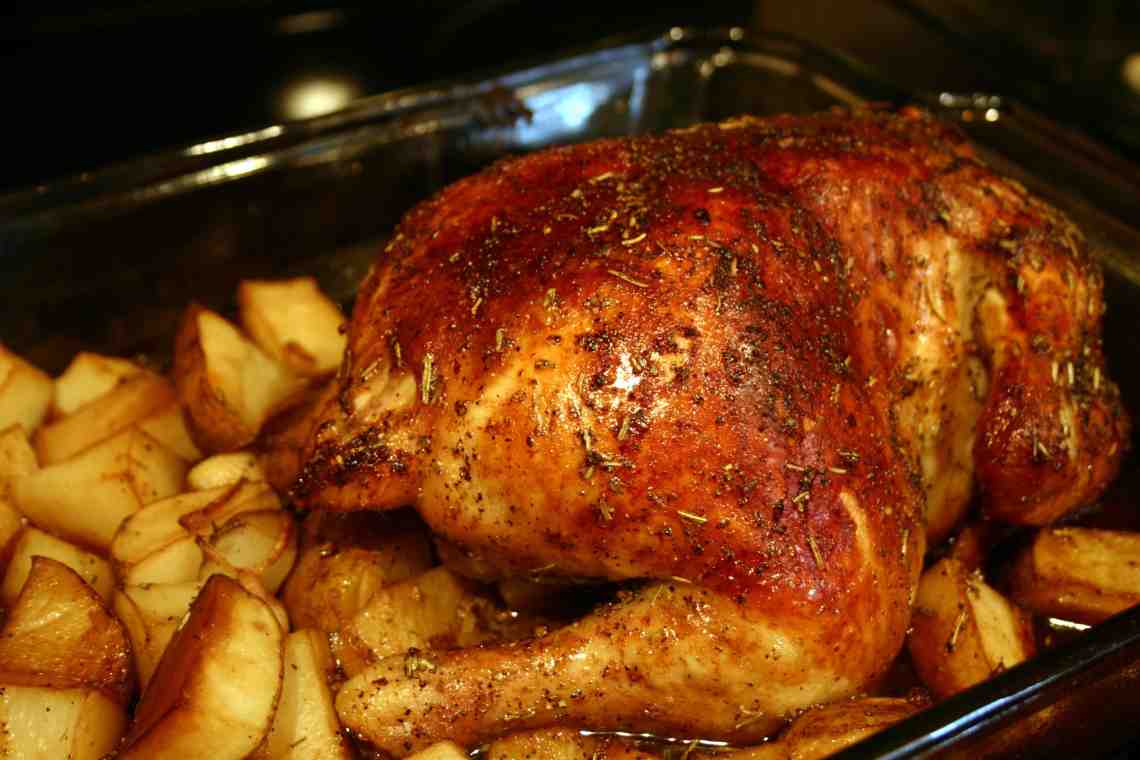 Курица с корочкой в духовке: пошаговые рецепты приготовления