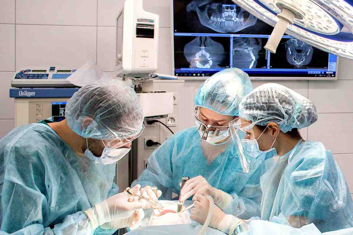 Хирургическая операция, основные этапы и виды операций