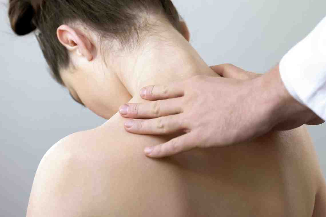 Продуло шею: симптомы и лечение