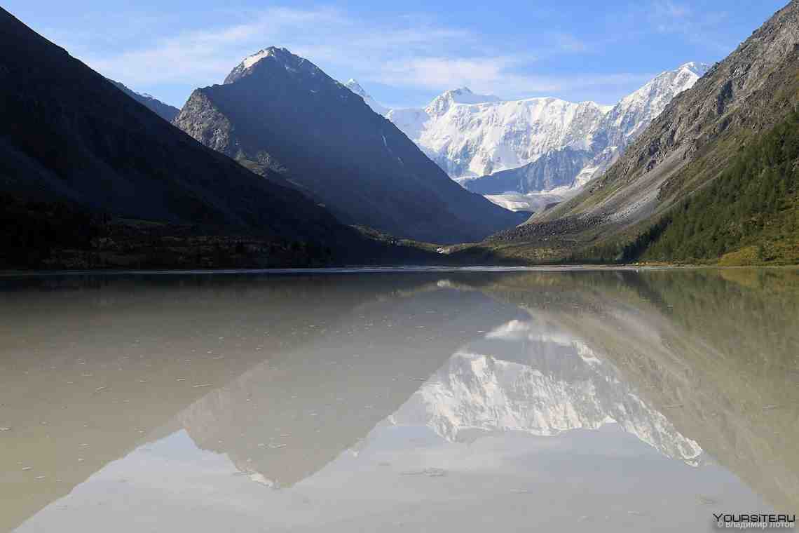 Отражение души - озеро Аккем на Алтае