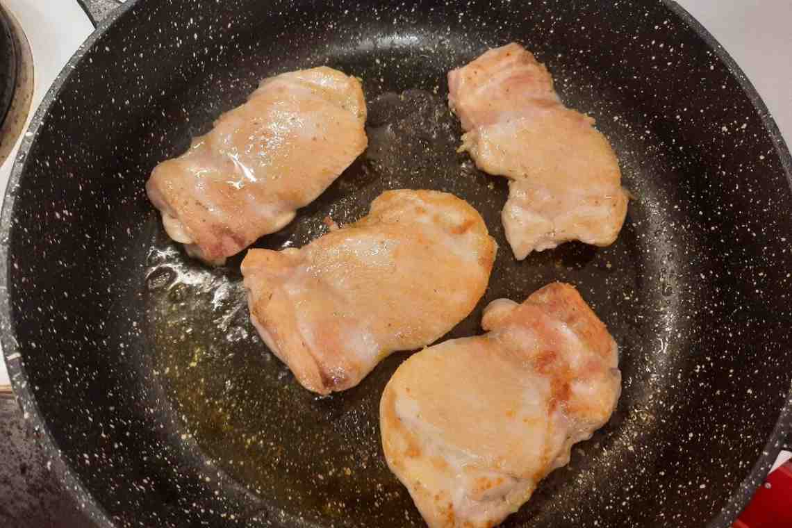 Готовим куриные бедрышки на сковороде