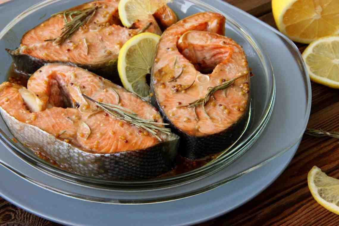 Как вкусно запечь красную рыбу в духовке