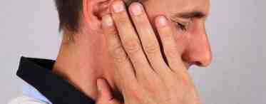 Почему болит челюсть возле уха?