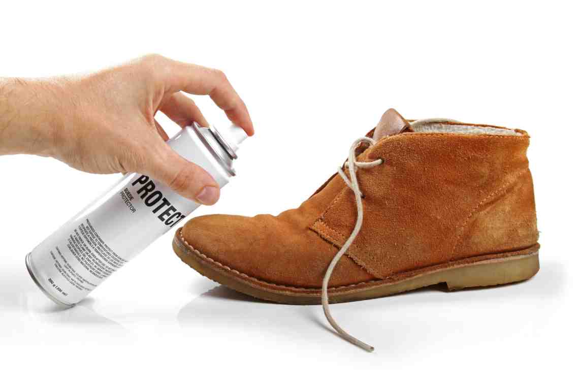 Как почистить замшевую обувь в домашних условиях от соли