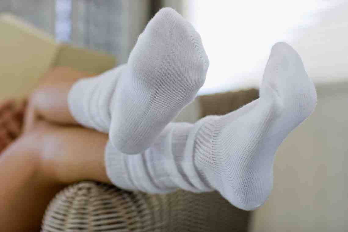 Чем отбелить детские белые носочки