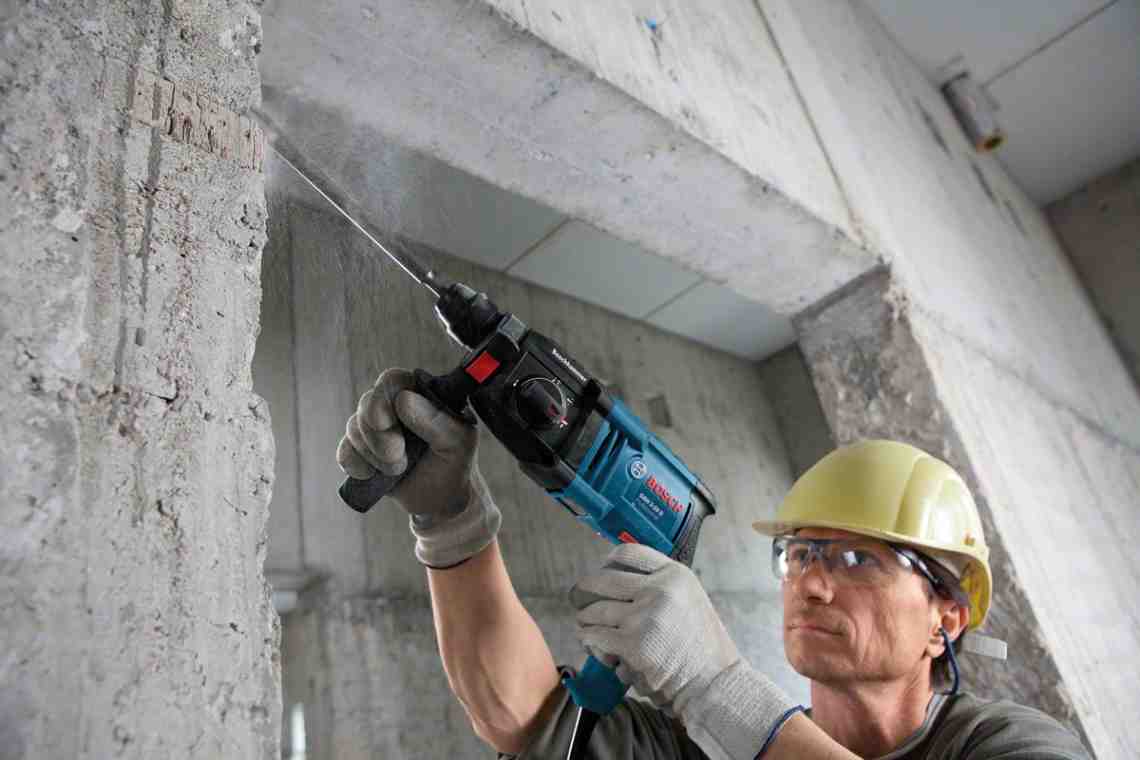 Как легче просверлить бетон