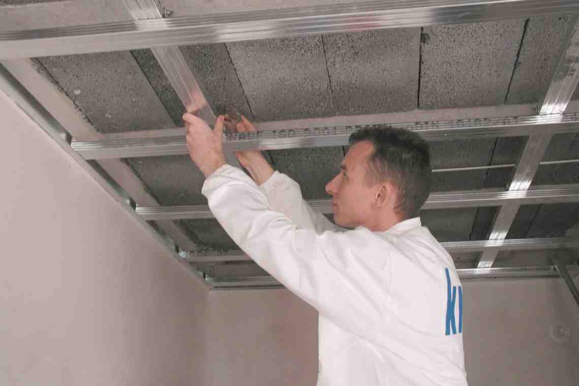 Как крепить гипсокартон на потолке