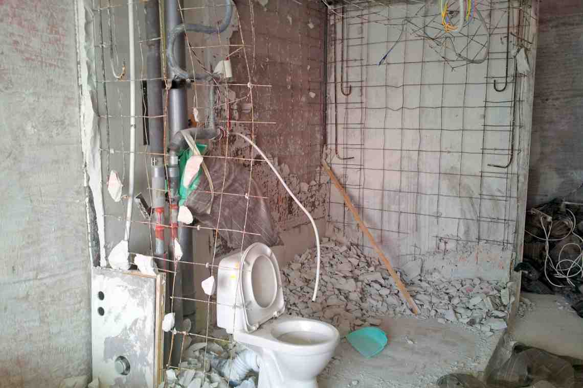 Ремонт ванной комнаты со сломом кабины