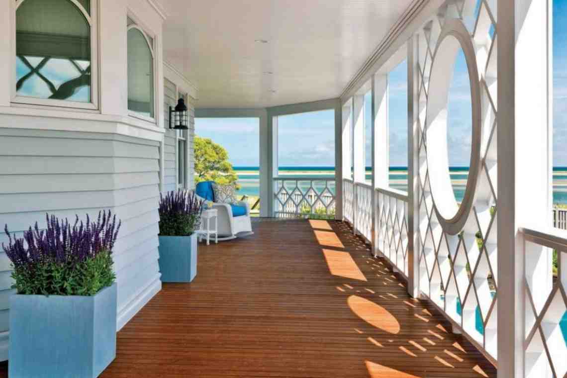 Как сделать из балкона летнюю веранду