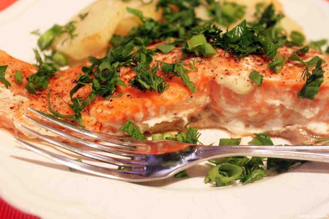 Красная рыба в духовке с овощами: самые вкусные рецепты