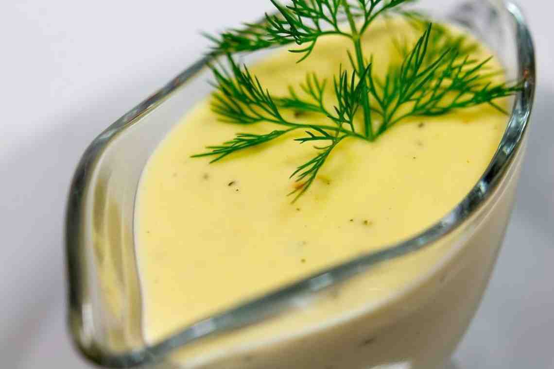 Простые рецепты сырно-чесночного соуса