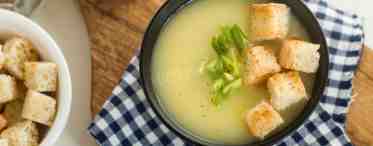 Картофельный суп-пюре с гренками: восхитительный обед!