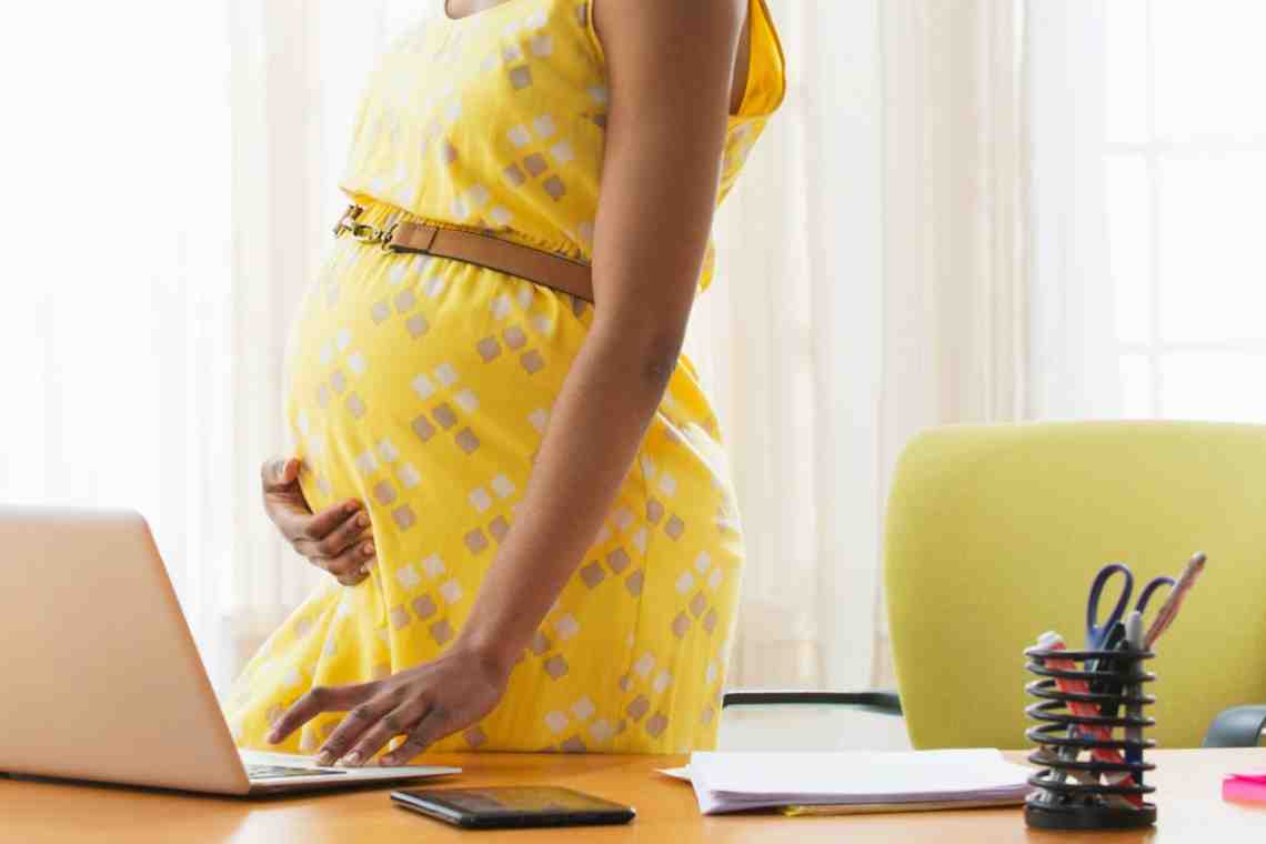 Отпуск по беременности оплата. Декретный отпуск. Беременные и отпуск. Женщина в декретном отпуске. Отпуск по беременности и родам.