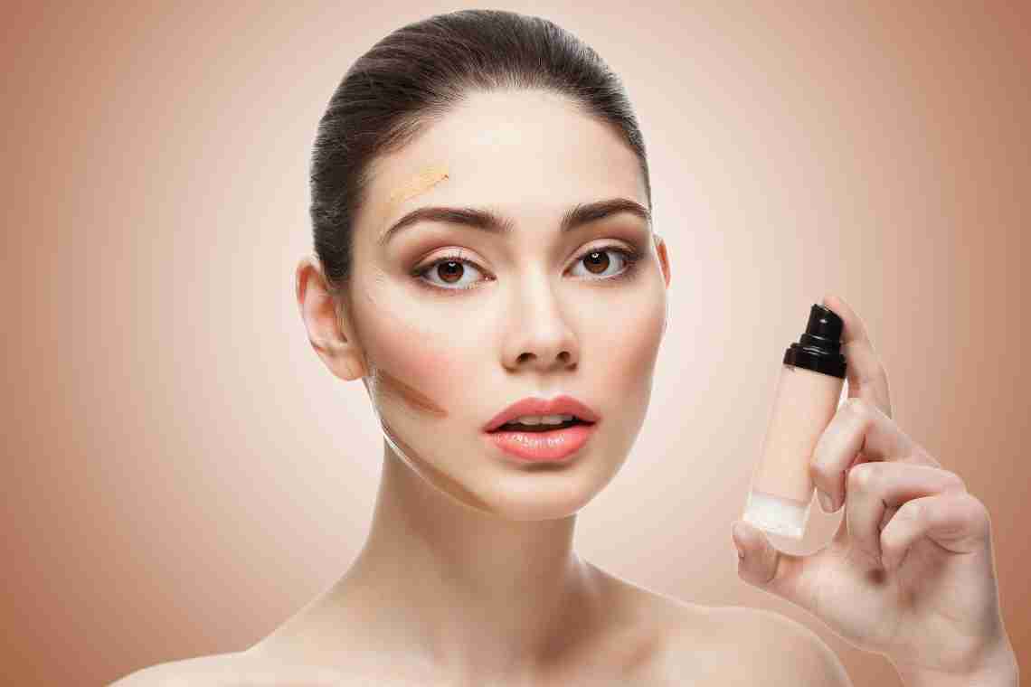 Как наносить тональный крем идеально: 3 секрета для сияющей кожи
