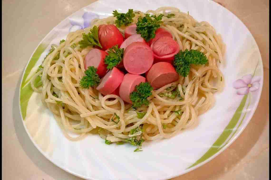 Сосиски с макаронами: рецепты