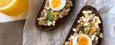 Вкусная закуска - бутерброды с печенью трески и яйцами