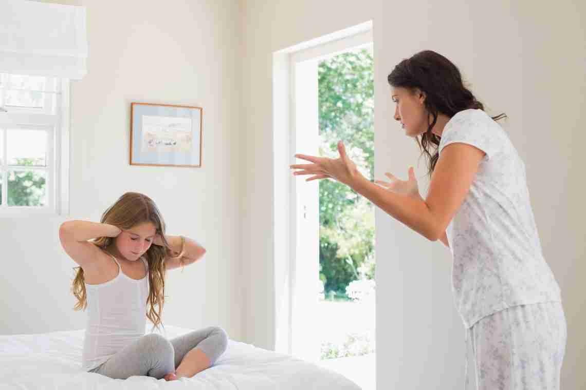 Что делать, если родители кричат на ребенка в вашем присутствии