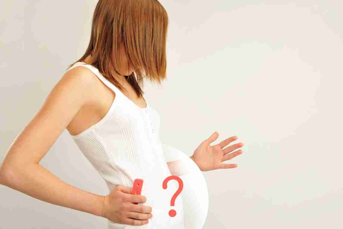 Как появляются первые симптомы беременности